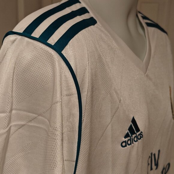 Real Madrid 2017-18 Home Jersey Adidas Men's Sizes M and L Football Soccer - Picture 10 of 16